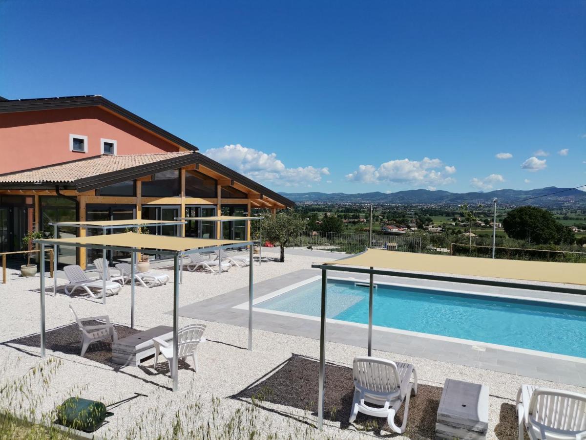 Agriturismo Incanto Della Natura Cannara Exterior foto