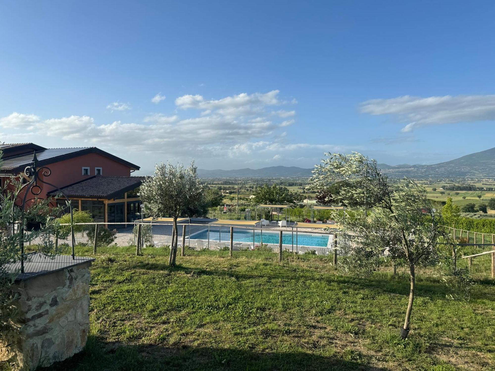 Agriturismo Incanto Della Natura Cannara Exterior foto